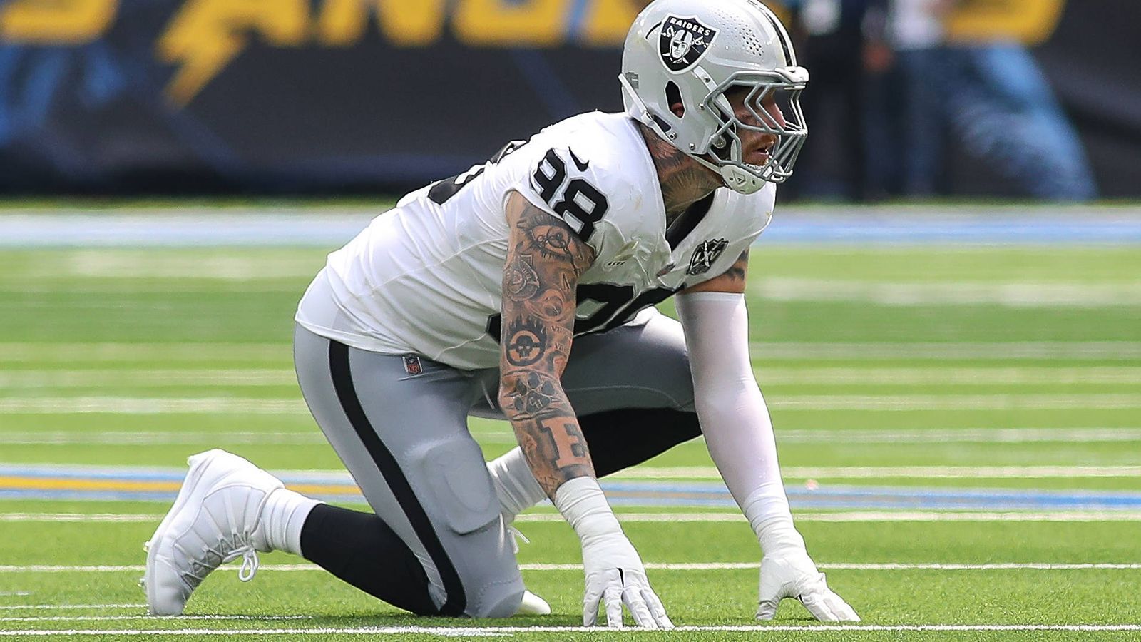 <strong>Platz 30: Las Vegas Raiders<br></strong>Verletzungen plagten die Raiders in der vergangenen Saison, auch Stars wie Maxx Crosby oder Christian Wilkins erwischte es. Die Defensive Line dürfte von der Rückkehr der beiden Akteure profitieren. Dahinter muss Head Coach Pete Carroll mit einer eher dünn aufgestellten Linebacker- und Secondary-Gruppierung arbeiten.