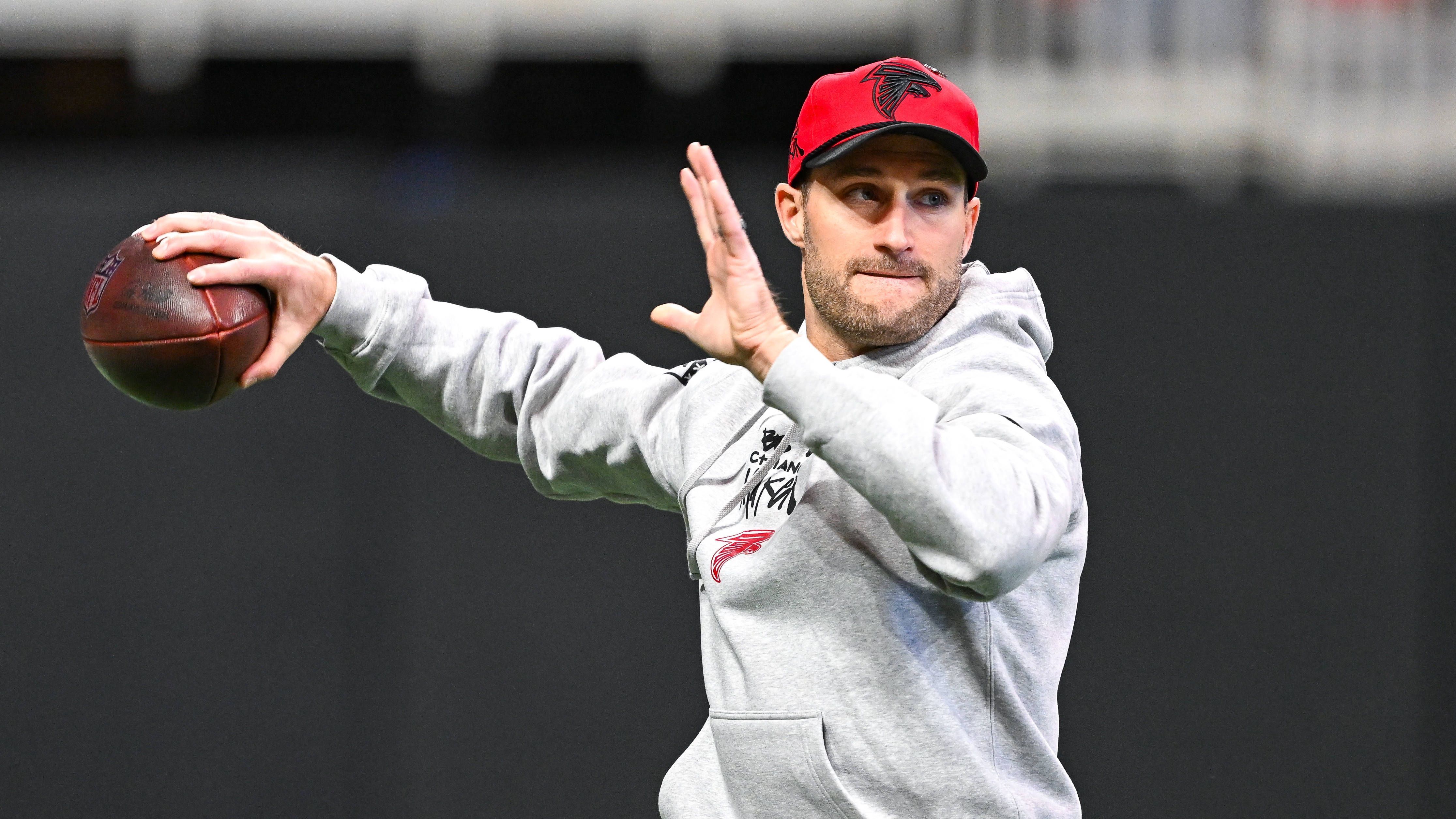 <strong>Kirk Cousins (Quarterback, Atlanta Falcons)</strong><br>Derweil könnte Kirk Cousins rein aus sportlichen Gründen einen Neuanfang wagen. Der Vertrag des Routiniers gilt noch für die nächsten drei Spielzeiten, allerdings hat Cousins vorerst seinen Starter-Posten verloren. Eine Reservisten-Rolle für diese lange Zeitspanne dürfte für den vierfachen Pro Bowler wohl nicht infrage kommen.