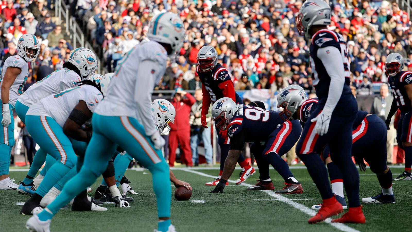 
                <strong>Week 2</strong><br>
                &#x2022; Thursday Night: Vikings at Eagles<br>&#x2022; Sunday Night: Dolphins at Patriots<br>&#x2022; Monday Night: Saints at Panthers und Browns at Steelers<br>
              