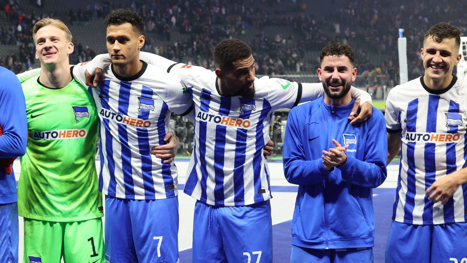 
                <strong>Platz 13: Hertha BSC</strong><br>
                Gesamt: 47,6 Millionen Euro&#x2022; national: 43,3 Millionen Euro<br>&#x2022; international: 4,3 Millionen Euro<br>
              