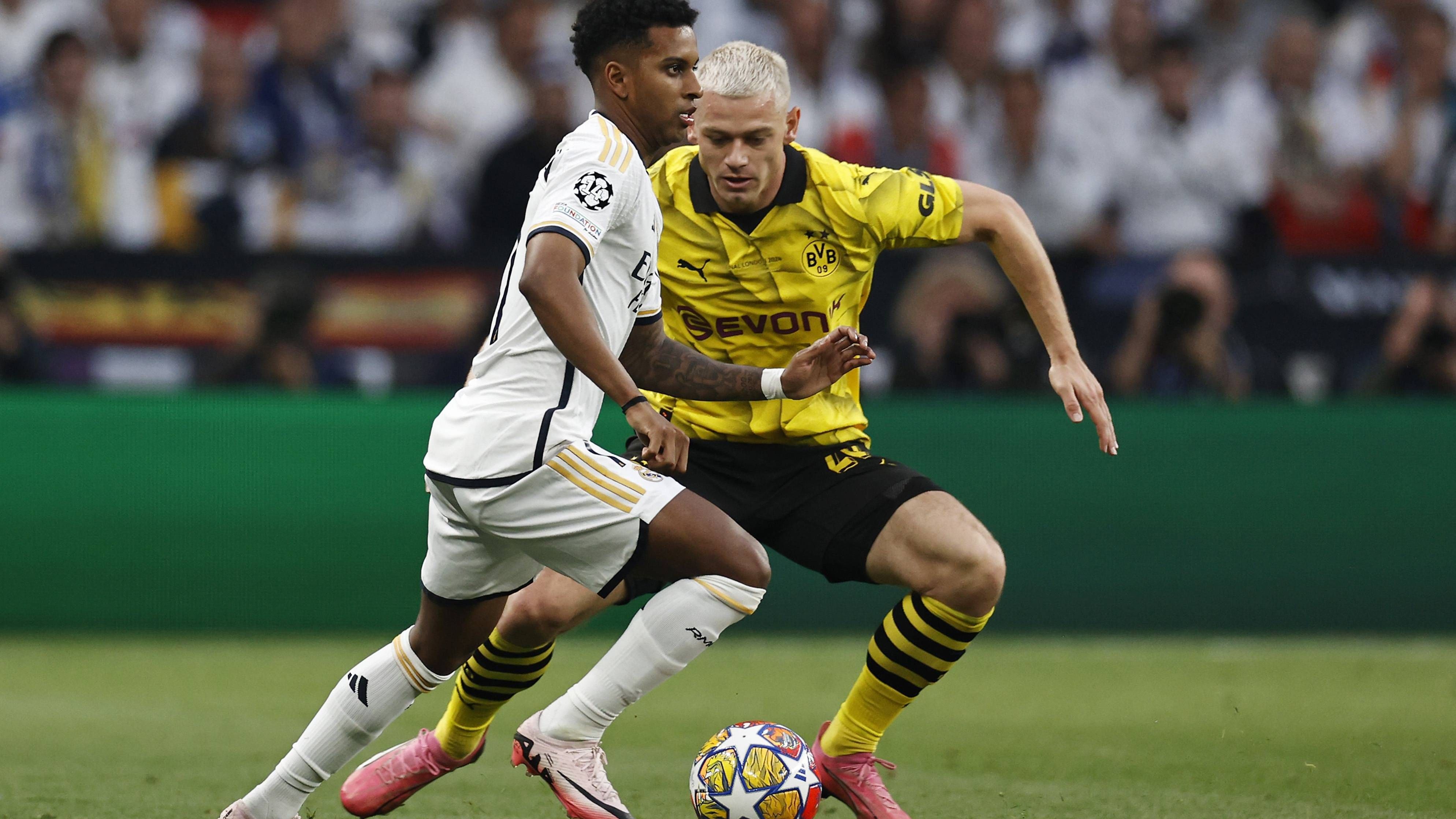 <strong>Julian Ryerson (Borussia Dortmund)</strong><br>Der Norweger schränkt nicht nur defensiv Vinicius stark ein, sondern leitet auch immer wieder Vorstöße über die rechte Seite ein. Läuferisch und kämpferisch ganz stark, muss seinem enormen Pensum aber nach rund einer Stunde Tribut zollen und baut sichtbar ab. <strong><em>ran</em></strong><strong>-Note: 3</strong>