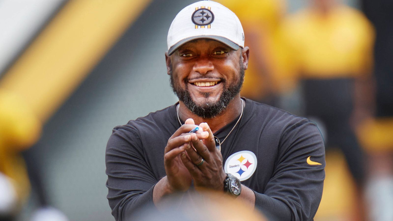 
                <strong>Pittsburgh Steelers</strong><br>
                OTA Offseason Workouts: 24. - 26. Mai, 31. Mai - 2. JuniMandatory Minicamp: 7. - 9. JuniRookie Minicamp: 13. - 15. Mai
              