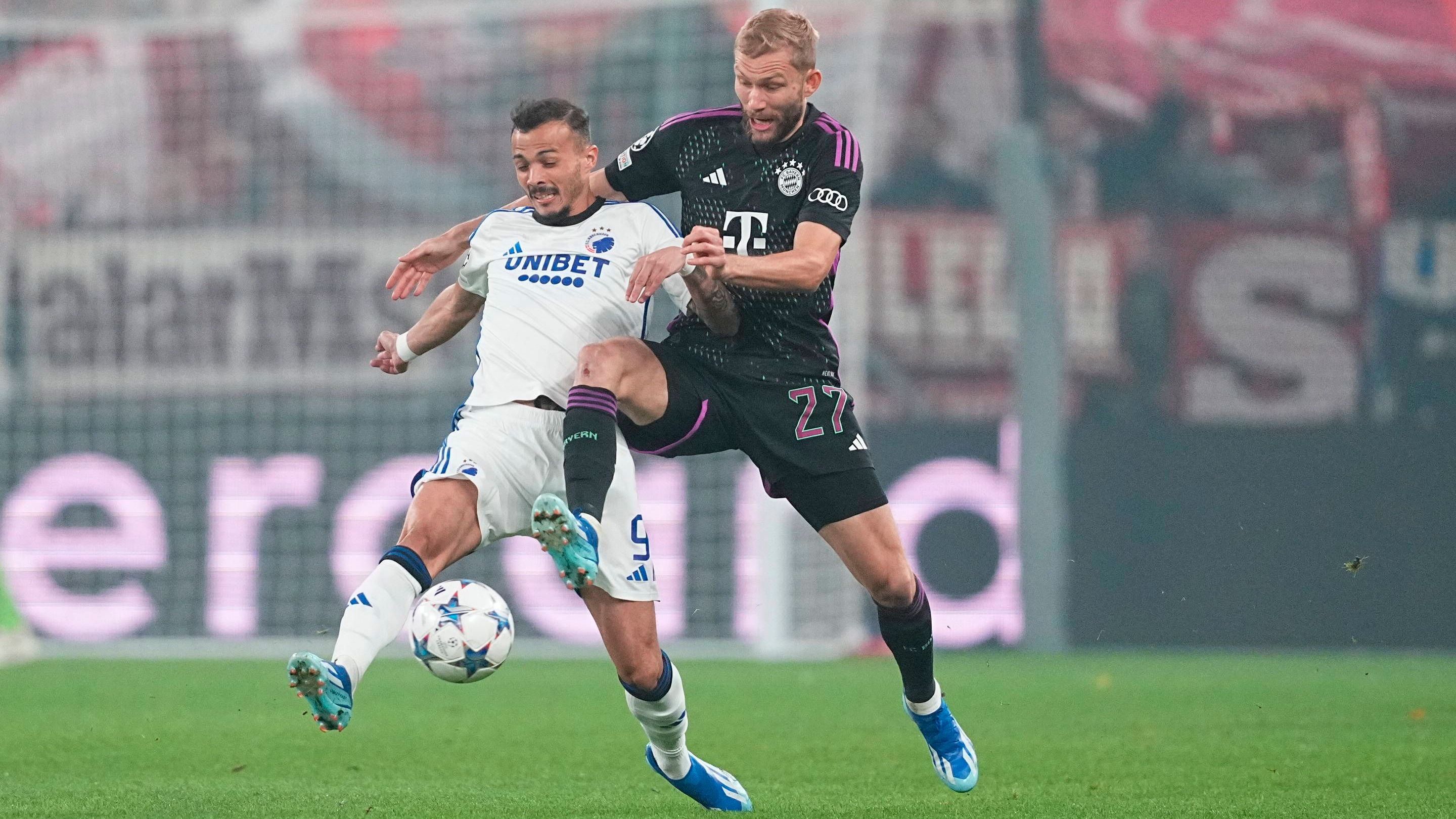 <strong>Konrad Laimer</strong><br>Rückte von der rechten Außenverteidiger-Position in die Mitte und bekam dort den Vorzug vor Leon Goretzka. Deutlich offensiver unterwegs als Kimmich. Wieder ein Muster an Einsatz und Laufbereitschaft, aber mit einigen Missverständnissen mit seinen Offensivkollegen. Sein Ausrutscher leitet das Gegentor ein. Darf nach 77 Minuten runter. <em><strong>ran</strong></em><strong>-Note: 3</strong>