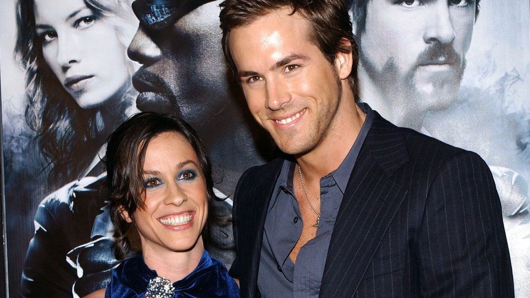 Das Liebespaar Ryan Reynolds und Alanis Morissette 2004 auf der Filmpremiere von "Blade".