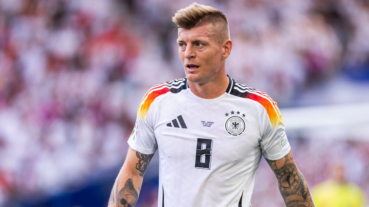 Stuttgart, MHPArena 05.07.2024: Toni Kroos of germany looks on during the quarterfinal match Spain v. Germany at the UEFA European Championship, EM, Europameisterschaft 2024. *** Stuttgart, MHPAren...