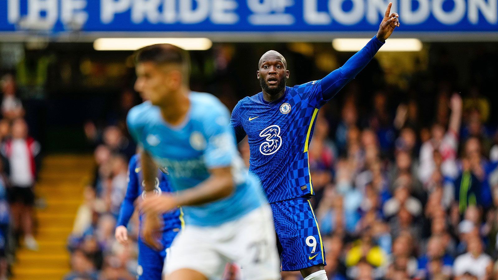 
                <strong>Platz 12: Romelu Lukaku</strong><br>
                28 Jahre | Angriff | FC Chelsea
              