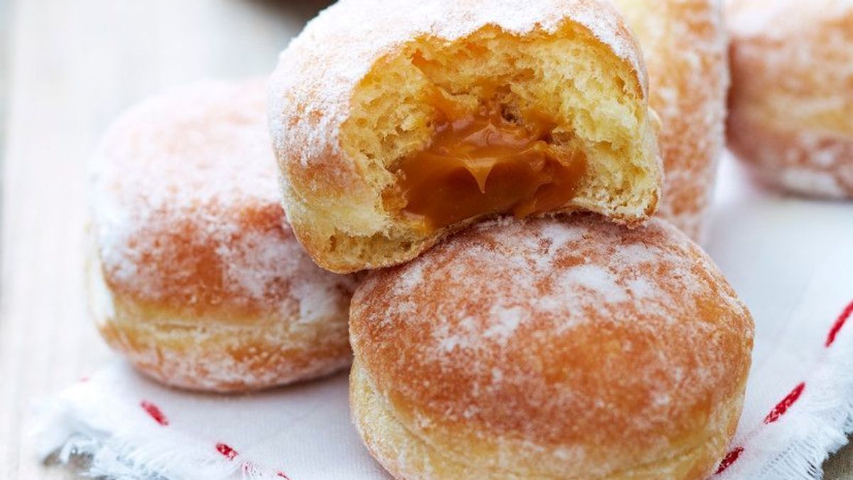 Enie backt: Rezept-Bild Krapfen mit Karamellfüllung							