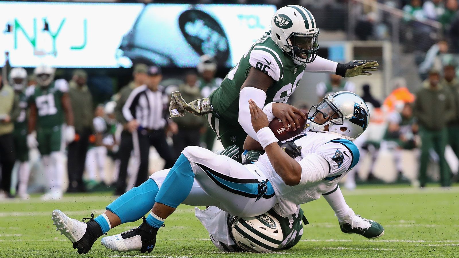 
                <strong>New York Jets at Carolina Panthers</strong><br>
                &#x2022; Kickoff: Sonntag, 12. September 2021, 19:00 Uhr deutscher Zeit<br>
              