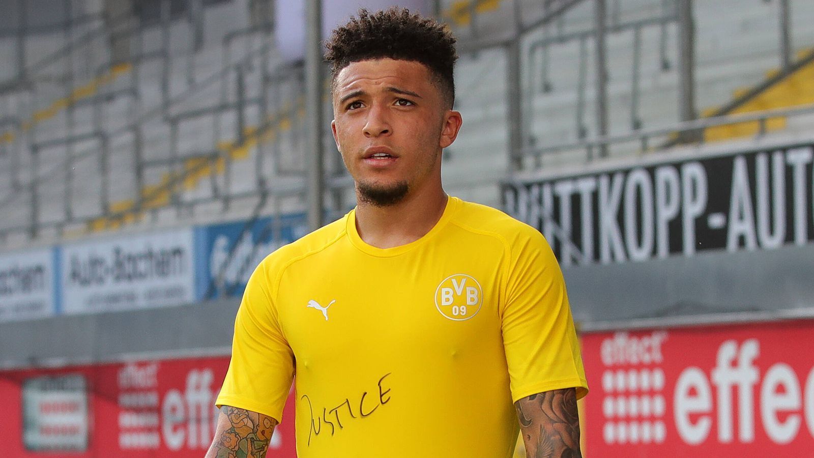 
                <strong>Platz 6: Jadon Sancho (Borussia Dortmund)</strong><br>
                20 Jahre 67 Tage, beim 6:1 gegen den SC Paderborn am 31.5.2020.
              