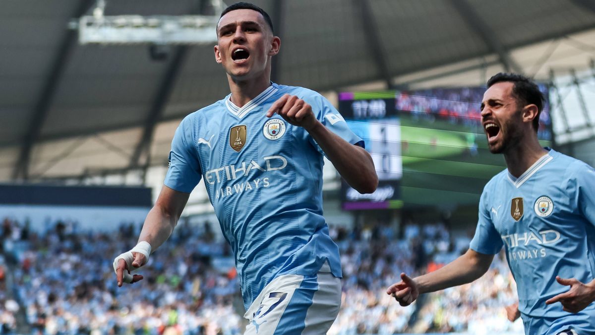Premier League Manchester City v West Ham United Phil Foden of Manchester City celebrates his goal and makes the score 2-0 during the Premier League match Manchester City vs West Ham United at Etih...