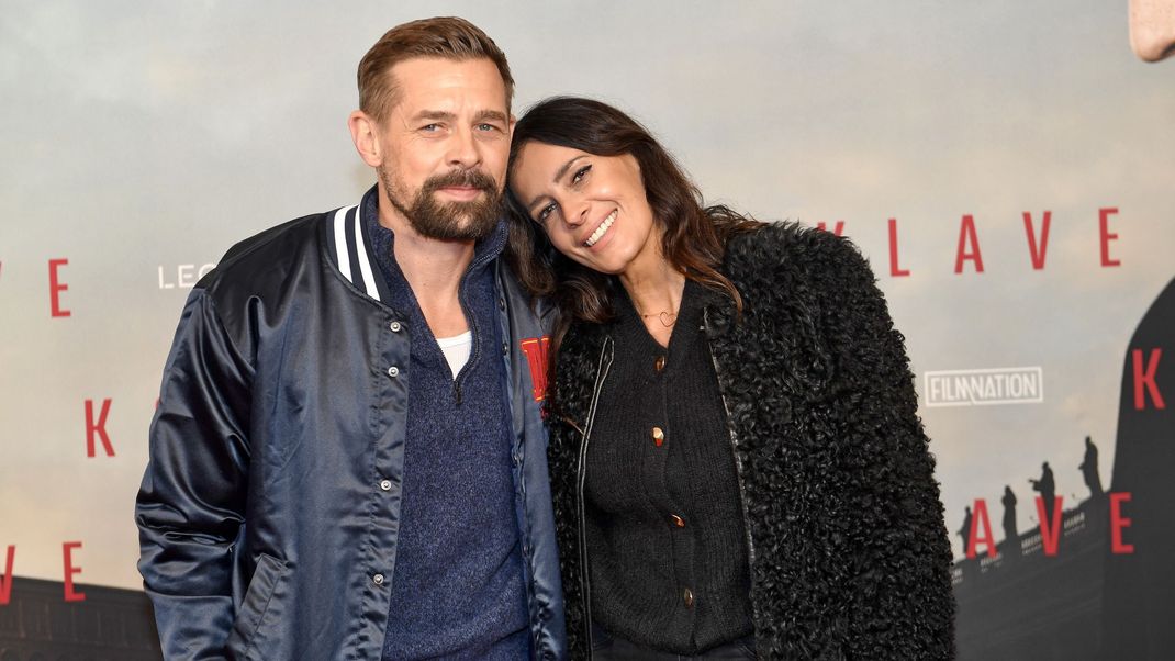 Klaas Heufer-Umlauf und Doris Golpashin bei der Premiere des Films "Konklave".