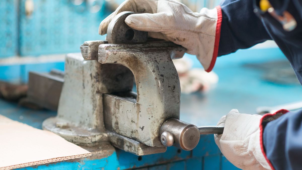 Schraubstöcke: die zusätzliche „Hand“ in der Werkstatt