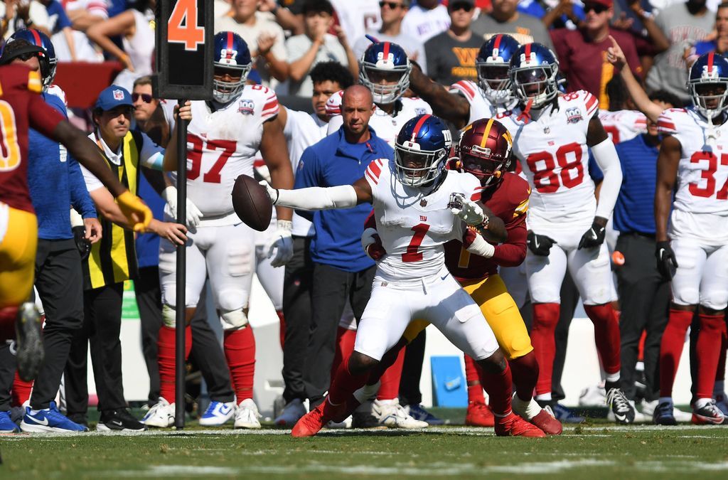 New York Giants Celebrate Historic NFL Achievement in Epic Clash with Washington Commanders