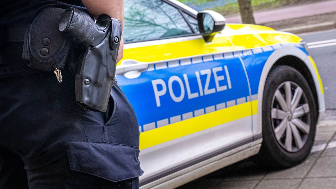 Tödliches Verbrechen in Herrsching: Polizei fahndet nach mutmaßlichem Täter. (Symbolbild)