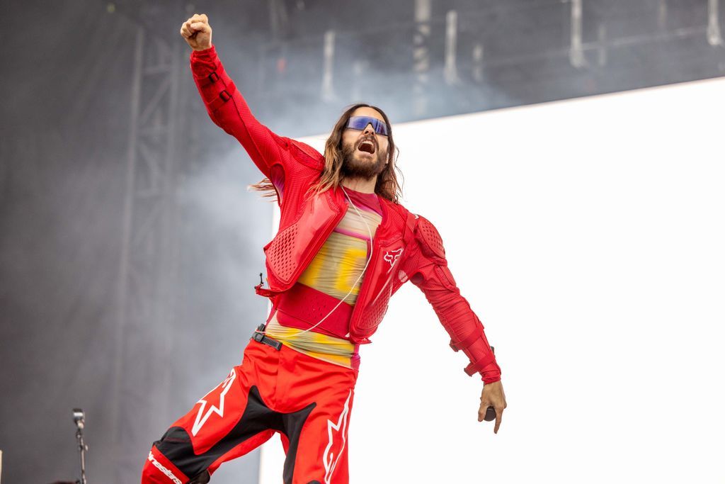 Jared Leto’s Summit: Climbing the Empire State Building to Promote World Tour