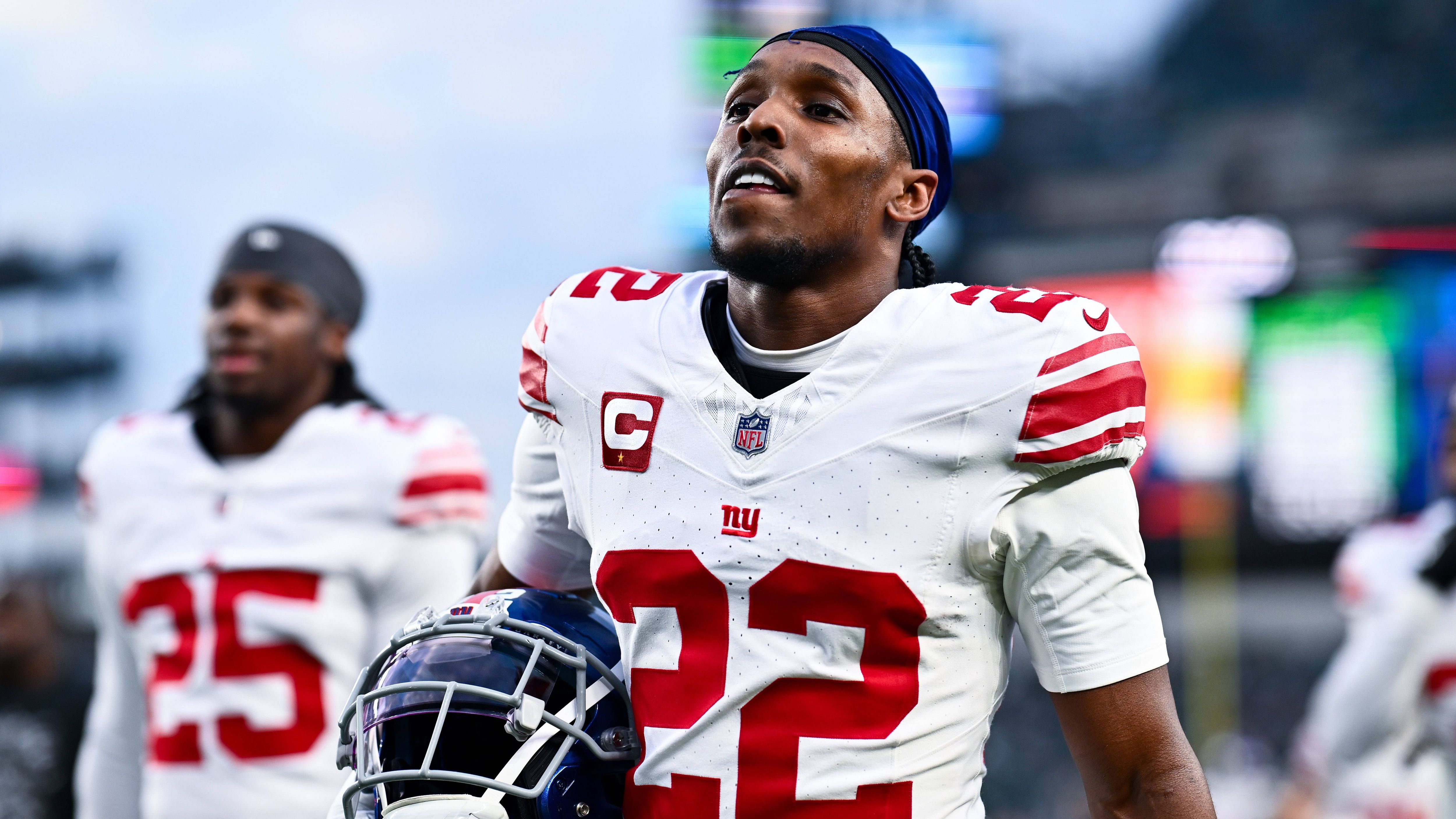 <strong>Cornerbacks: Die verfügbaren Spieler<br></strong>Ähnlich sieht es bei den Cornerbacks aus. L'Jarius Sneed und Jaylon Johnson zeigten in der vergangenen Spielzeit, dass sie zu den besten ihres Fachs gehören. Hinter den beiden Aushängeschildern tummeln sich eine Reihe an soliden bis guten Cornerbacks, wie zum Beispiel Chidobe Awuzie, Adoree Jackson oder Sean Murphy-Bunting.&nbsp;