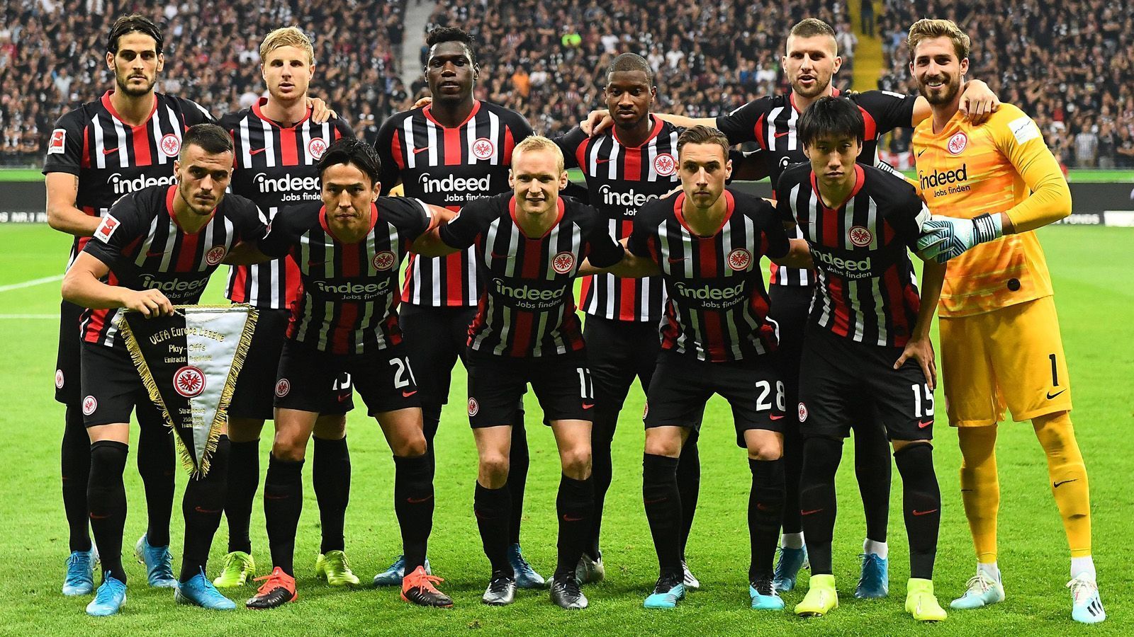 
                <strong>Gruppe F</strong><br>
                FC ArsenalEintracht FrankfurtStandard LüttichVitoria Guimaraes
              