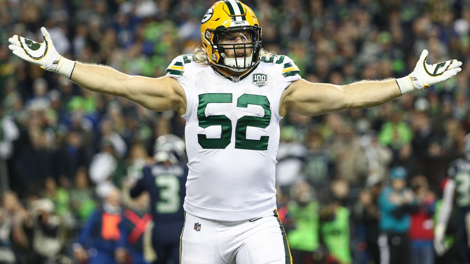 
                <strong>Oakland Raiders: OLB Clay Matthews</strong><br>
                Wer würde besser zu den Raiders und seinem Black Hole passen als Clay Matthews? Mit seiner wallenden Matte. Und hat nicht Jon Gruden gemeint, gute Pass Rusher wären schwer zu finden?
              