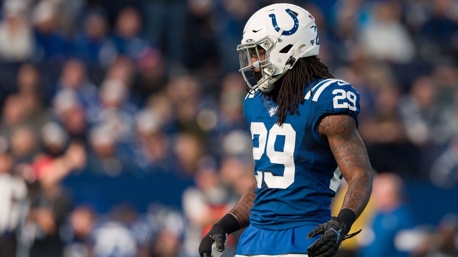 
                <strong>Malik Hooker (Safety)</strong><br>
                In keiner seiner bisherigen vier NFL-Saisons bestritt Malik Hooker alle 16 Spiele in der Regular Season, 2020 waren es sogar nur zwei. Dann riss sich der Safety der damals noch Indianapolis Colts in der Partie gegen die Minnesota Vikings die Achillessehne und konnte sich nicht mehr für eine Vertragsverlängerung empfehlen. Dafür kam Hooker bei den Cowboys unter, für die er 2021 wieder voll angreifen möchte.
              