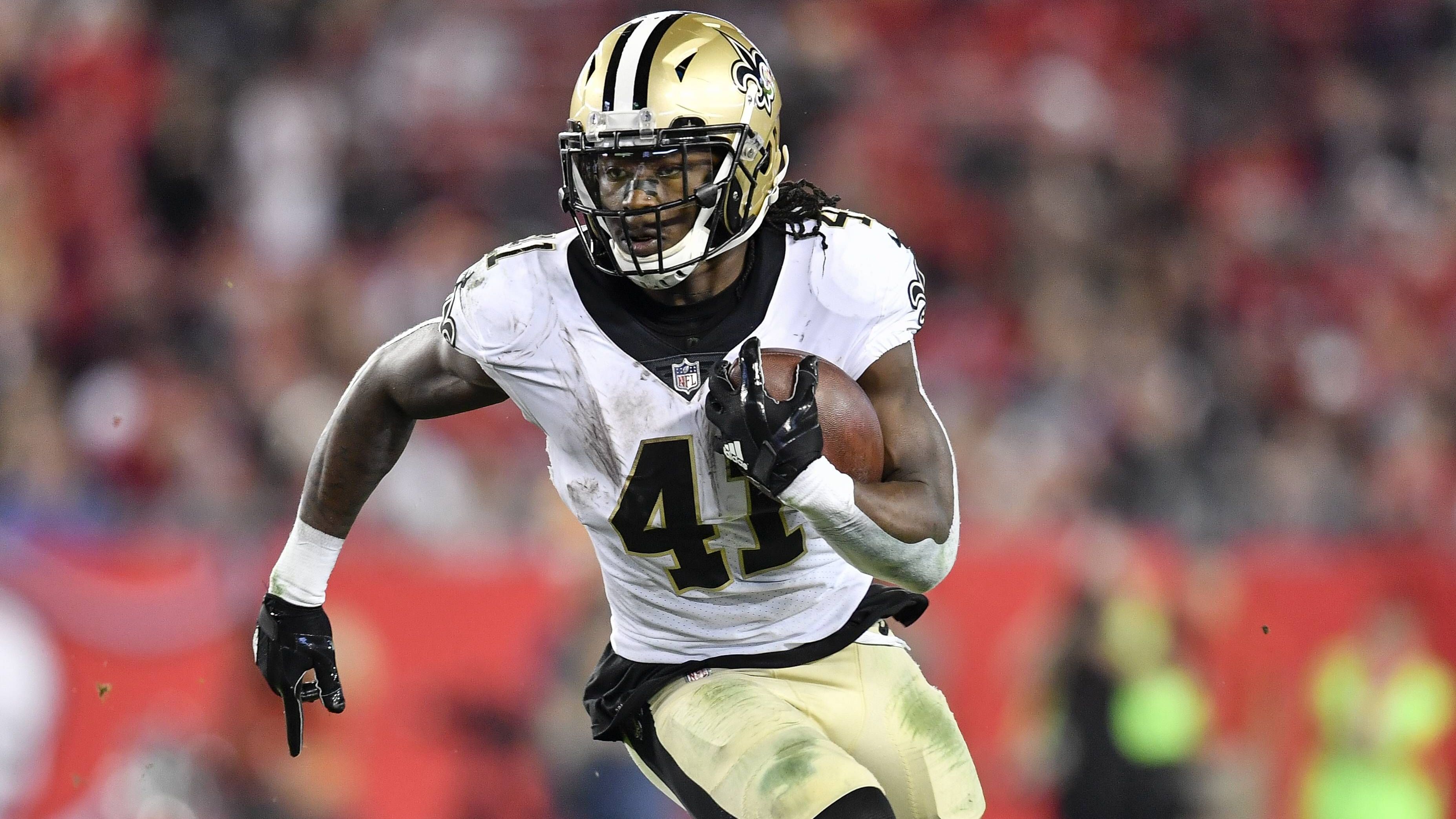 <strong>6. Platz:	Alvin Kamara (2017, New Orleans Saints)</strong><br>Machte sich sofort einen Namen als zweikampfstarker Running Back, der insgesamt 1.554 Yards und 13 Touchdowns erzielte und in den Pro Bowl und die All-Pro-Liste aufgenommen wurde.