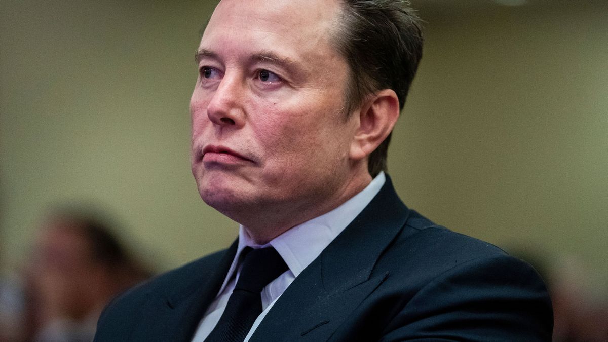 Musk gab insgesamt rund 44 Milliarden Dollar für den im Oktober 2022 abgeschlossenen Kauf von Twitter aus. 