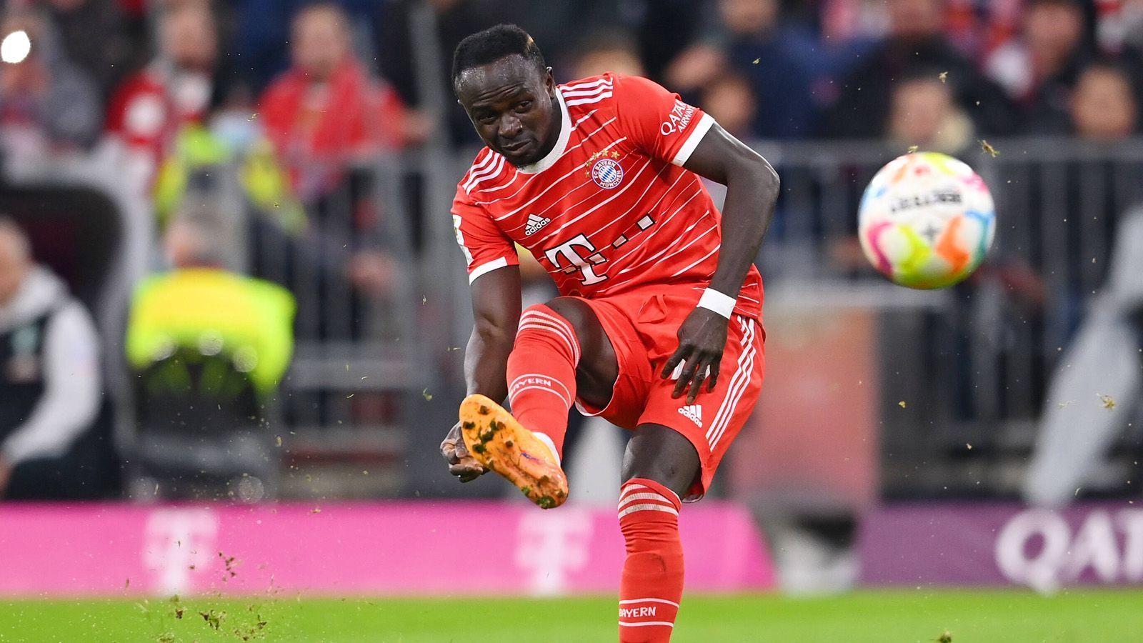 
                <strong>Sadio Mane</strong><br>
                Nationalität: SenegalVerein: FC Bayern MünchenPosition: Angriff
              