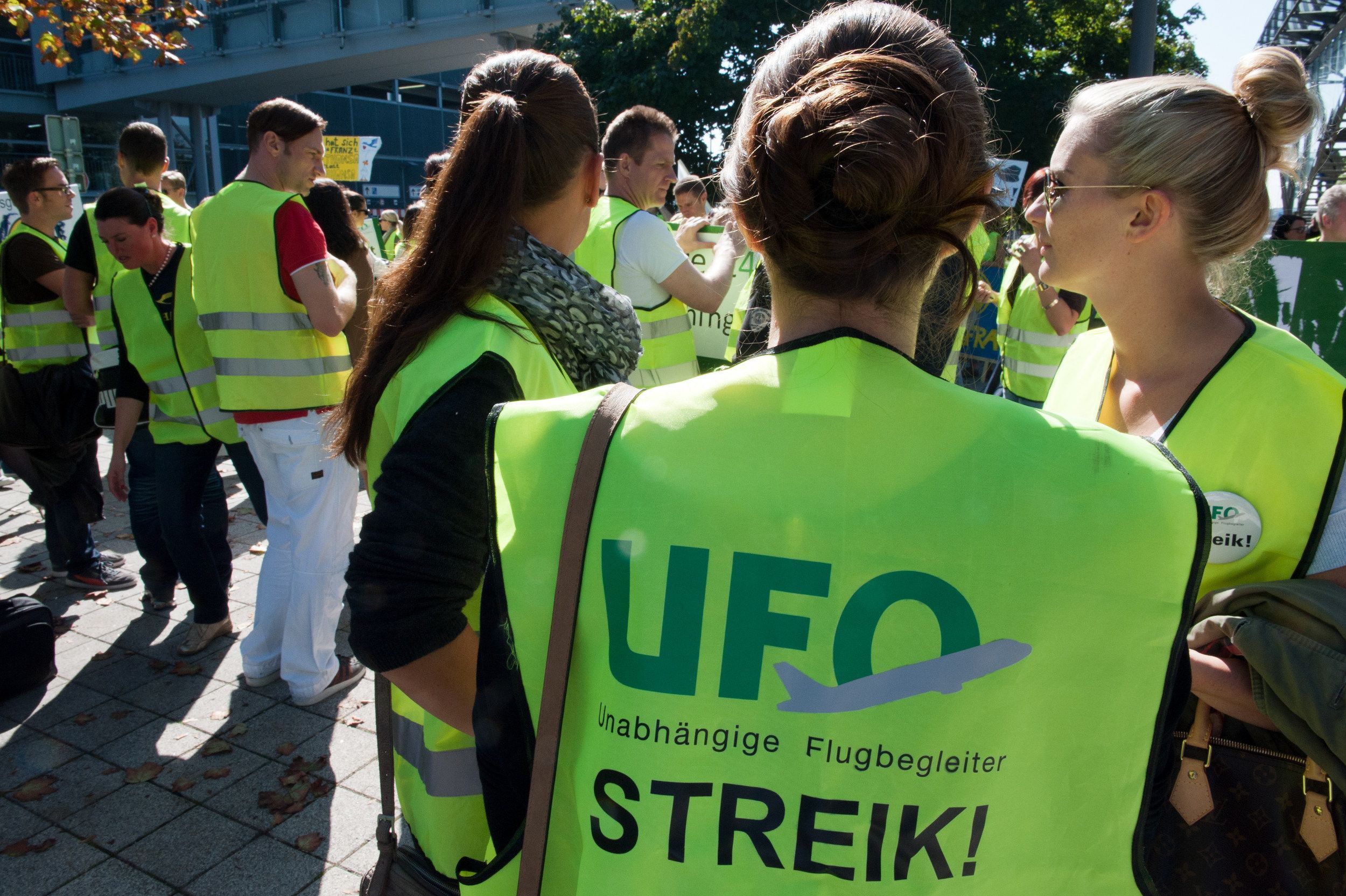 Flugbegleiter Sagen Den Streik Ab