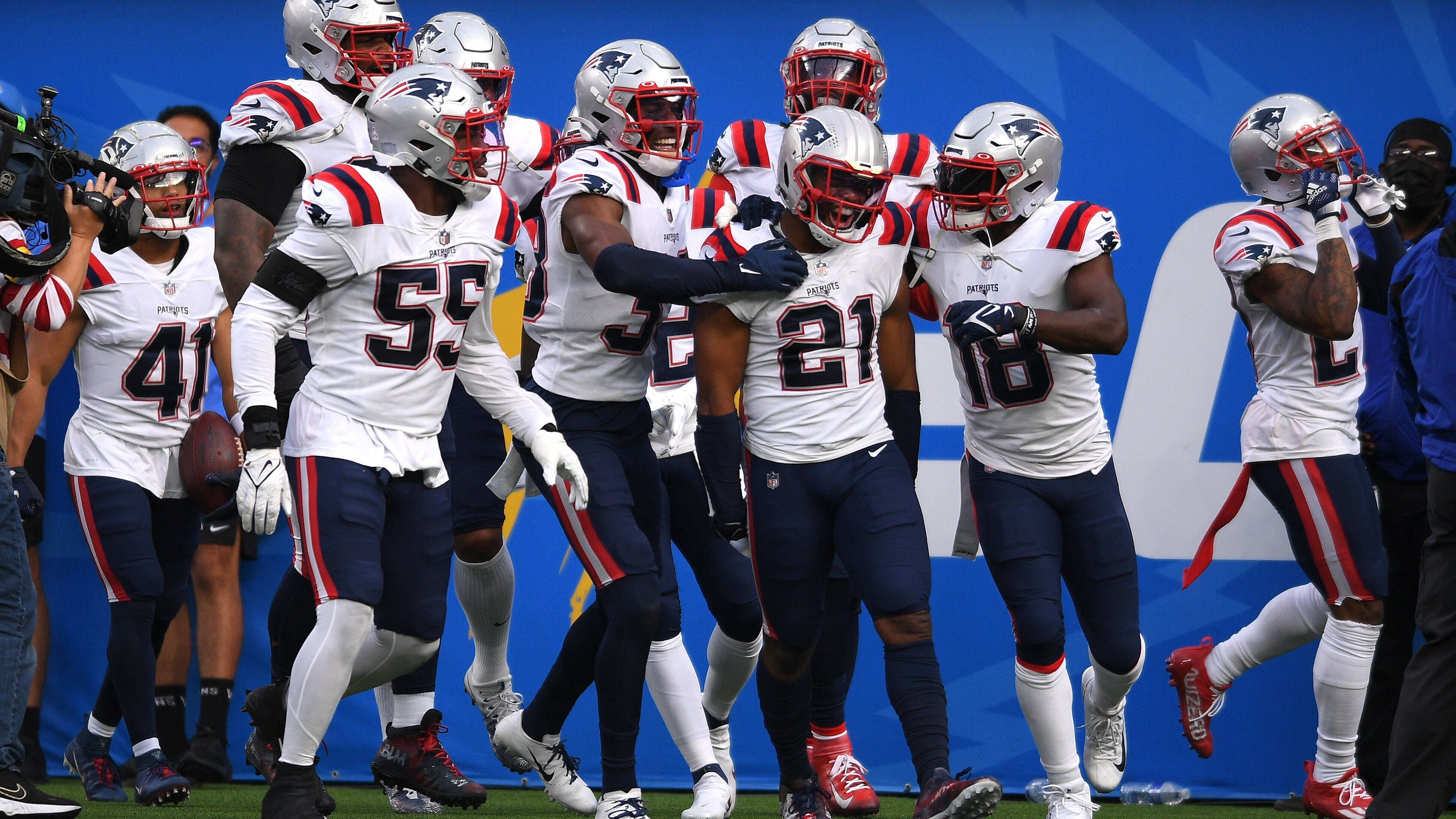 <strong>Platz 29: New England Patriots</strong><br>Auch die New England Patriots haben ein Kicker-Problem. Mit einer Trefferquote von nur 64 Prozent (dem schlechtesten Wert der NFL) ließen sie ordentlich Punkte liegen. Auch das Return-Team hat Luft nach oben. Was den Fans Hoffnungen machen kann: Die Patriots erzielten die zweitmeisten Yards beim Punt, haben eine gute Defense und mit Joe Slye kam ein solider Kicker von den Panthers. Mit&nbsp;Jeremy Springer kam zudem ein neuer Coordinator, mit neuen Ideen.&nbsp;