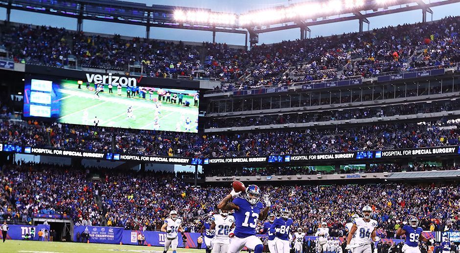 
                <strong>New York Jets und New York Giants: Metlife Stadium</strong><br>
                Baujahr: 2007.Kosten: 1,6 Milliarden Dollar.Finanzierung aus öffentlichen Geldern: Keine.Kapazität: 82 500.Eröffnung: 2010.
              