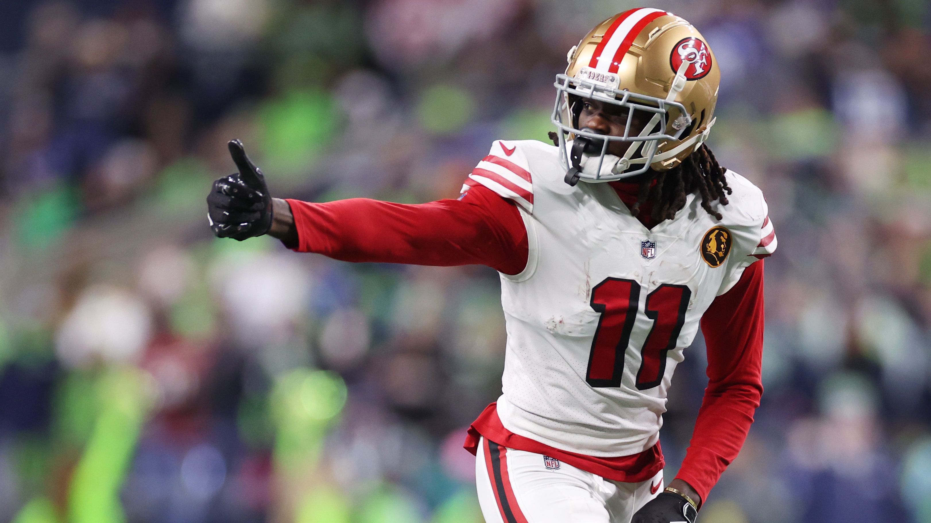 <strong>Was ist mit anderen Teams - vielleicht den Chiefs?</strong><br>Werfen wir mal einen Blick auf andere Teams, die möglicherweise Bedarf auf Receiver haben. Der ist bei den Chiefs fast schon chronisch vorhanden. Allerdings stellte man sich dort mit Marquise Brown und Rookie Xavier Worthy breiter auf, Rashee Rice und Travis Kelce gibt es ja auch noch. Klar, ein klassischer Outside Receiver ist nicht dabei - aber braucht es den überhaupt?