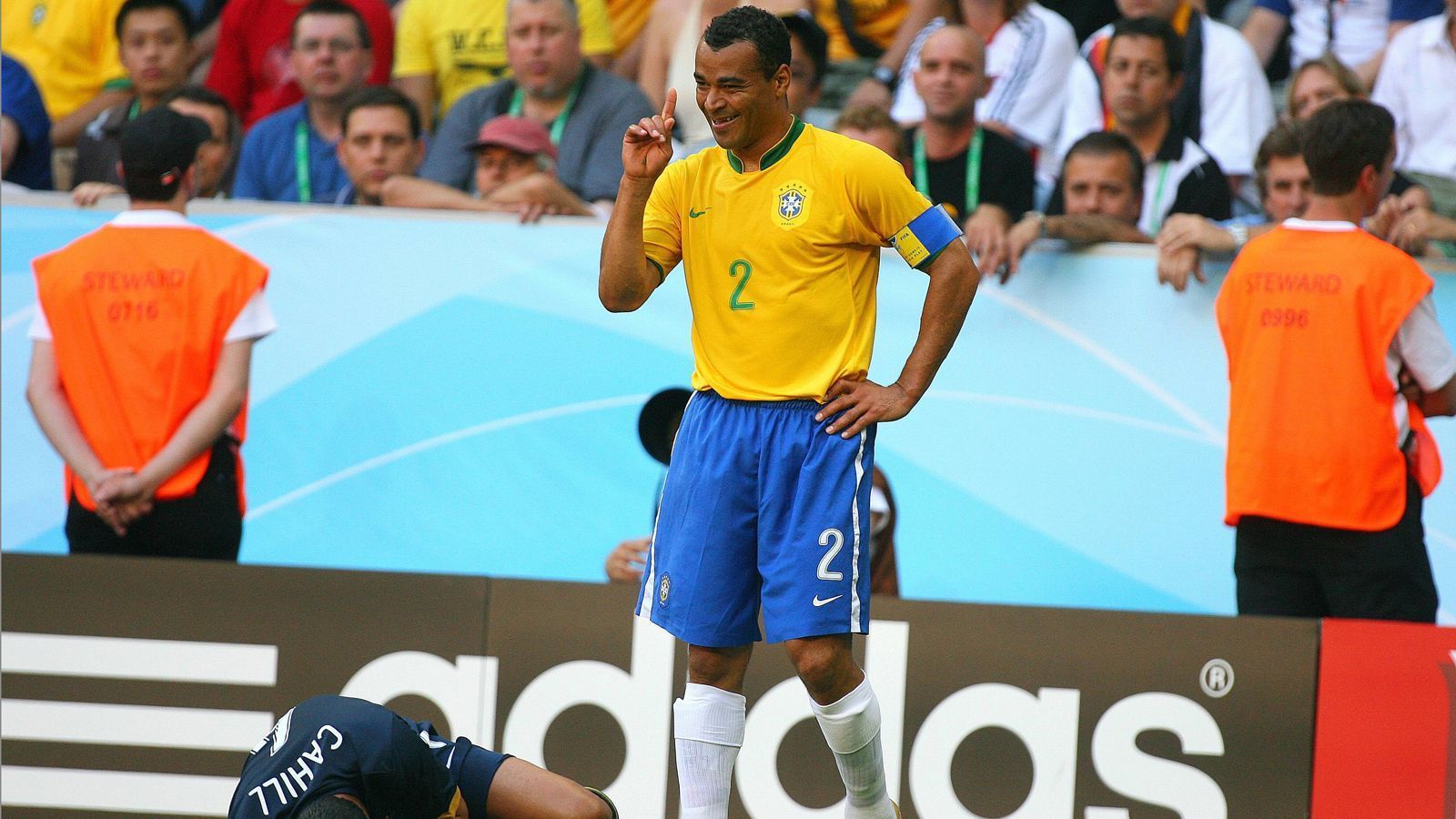 
                <strong>9. Cafu (Brasilien)</strong><br>
                &#x2022; WM-Einsätze: 20<br>&#x2022; WM-Tore: -<br>
              