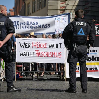 Wahlkampf AfD Thüringen - Gegendemonstration