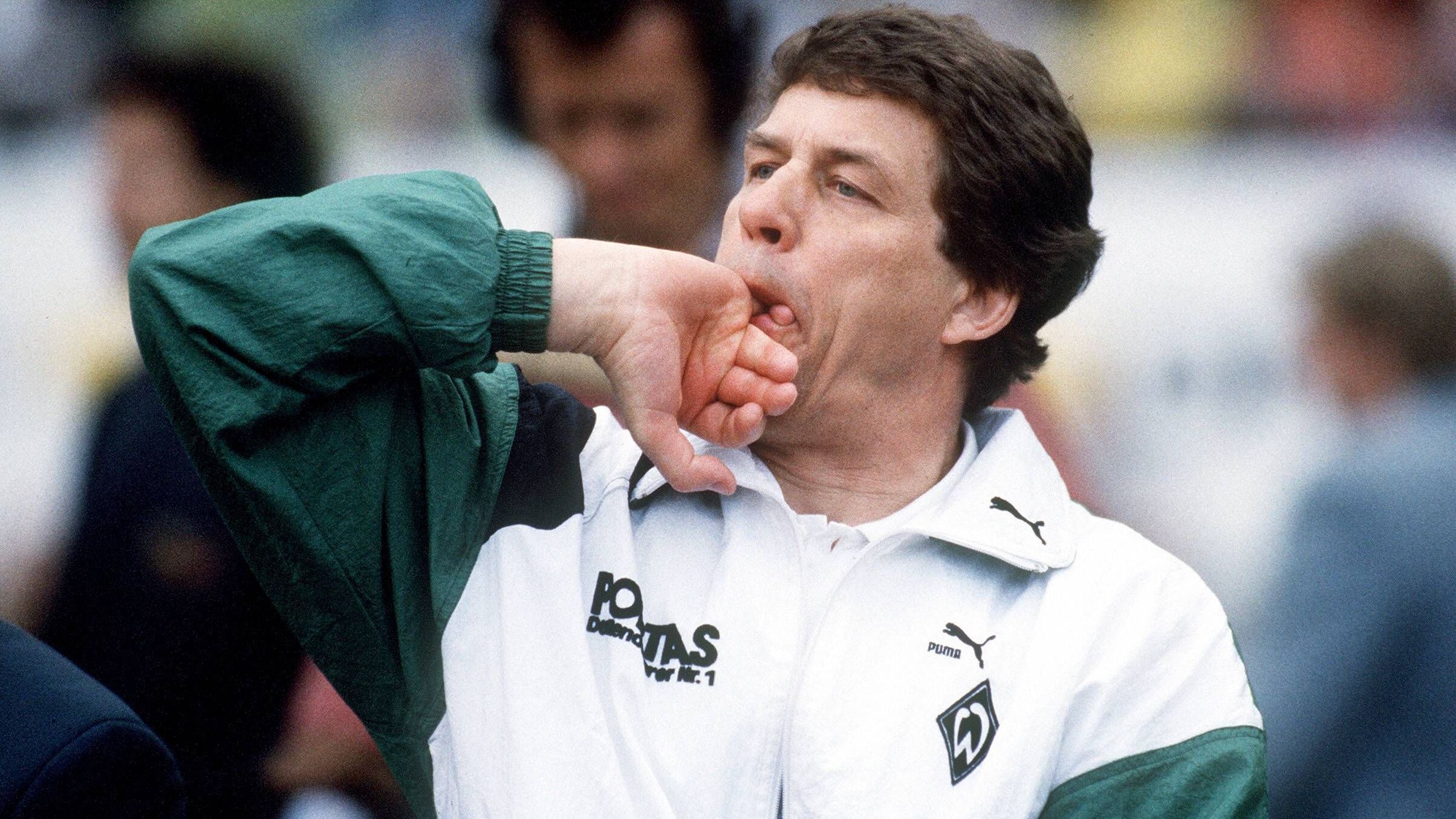 <strong>Otto Rehhagel (Werder Bremen)</strong><br>Ganze 14 Jahre trainierte Otto Rehagel Werder Bremen. Unter ihm gewann das Team von der Weser zwei Deutsche Meisterschaften und zwei Mal den DFB-Pokal. In der Saison 1994/1995 kündigte Rehagel seinen Abschied zum Sommer an.
