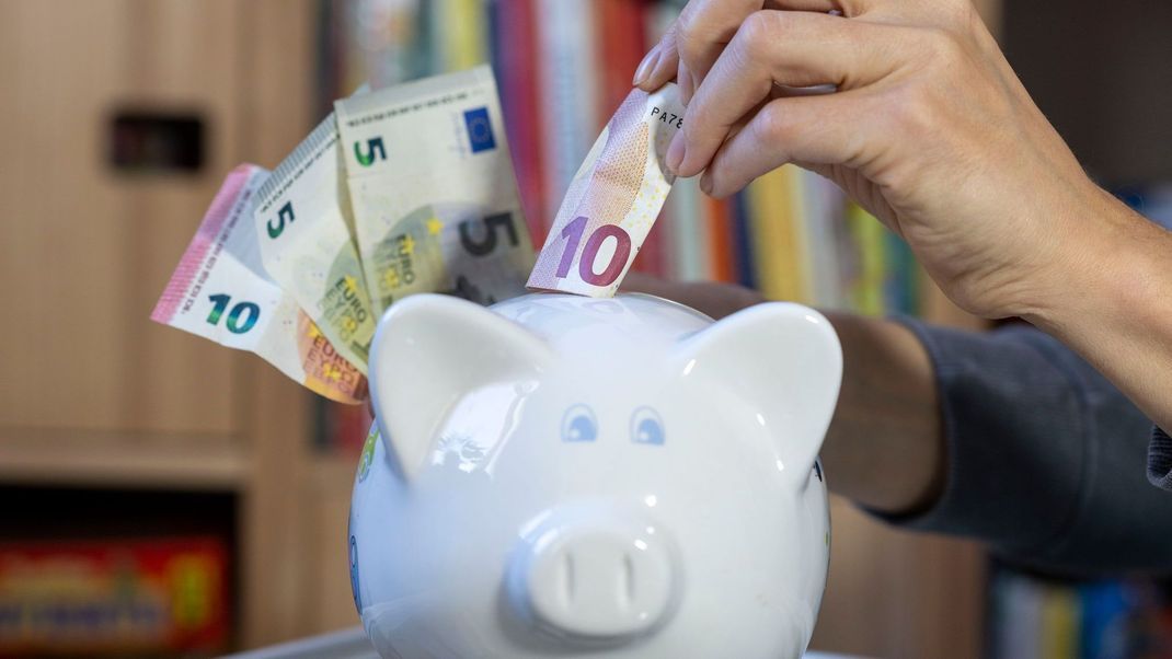 Die EZB könnte weiter sinkende Zinsen für Geldanlagen bekannt geben.