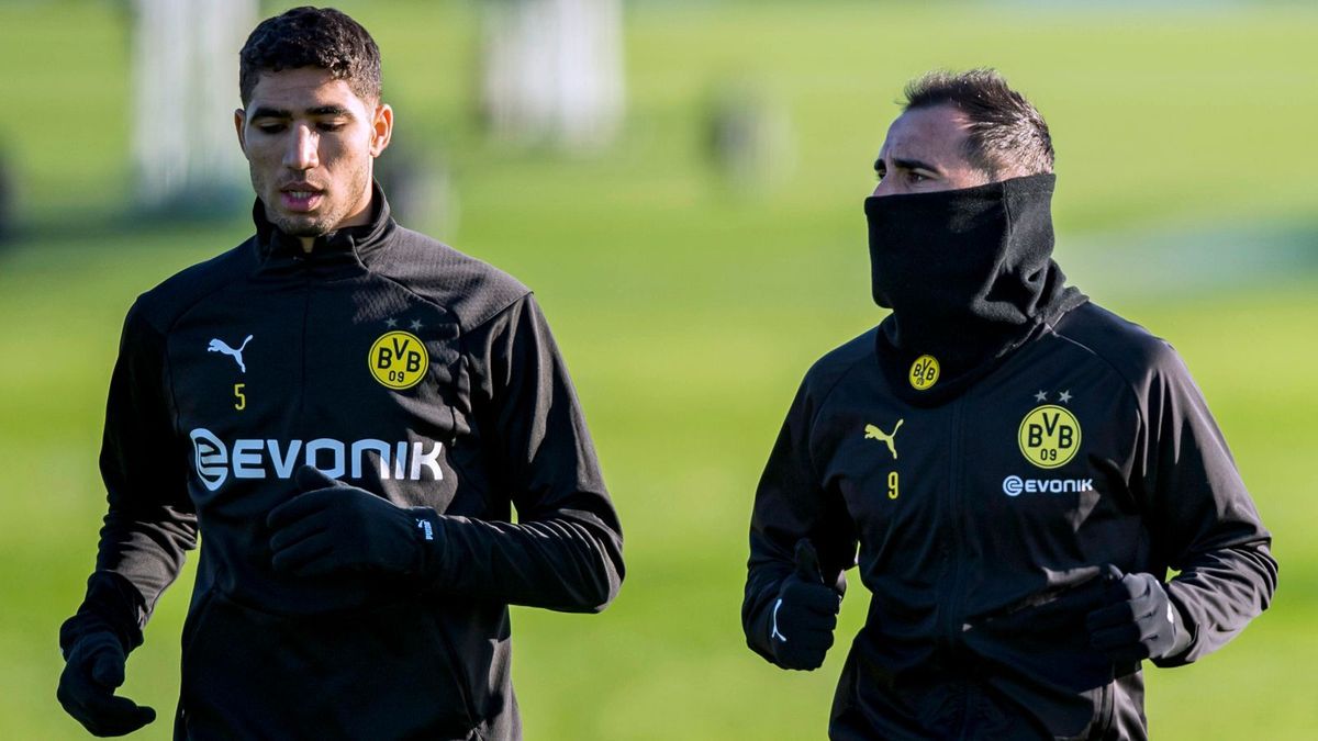 Die Zeichen stehen auf Abschied bei Paco Alcacer (re.)