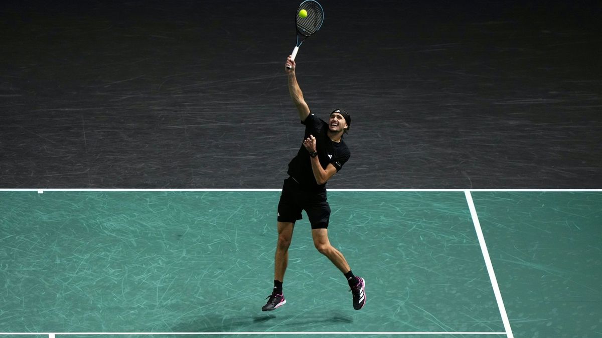 Alexander Zverev mit hartem Match