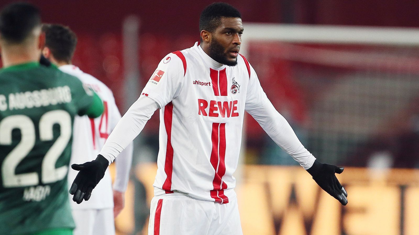 
                <strong>Angriff: Anthony Modeste (1. FC Köln)</strong><br>
                Der einstige Kölner Fanliebling Anthony Modeste hat sich seine zweite Ära bei den Rheinländern wohl auch deutlich anders vorgestellt. Nach seiner Rückkehr aus China hatte der Franzose dem FC in der Saison 2018/19 mit sechs Toren noch zum Aufstieg in die Bundesliga verholfen, seitdem geht es aber für den 32 Jahre alten Stürmer immer mehr bergab. Schon in der Vorsaison war der einstige Toptorjäger unter Trainer Markus Gisdol oftmals nur noch Joker und kam letztlich auf überschaubare vier Saisontreffer bei 27 Einsätzen. In der Hinrunde der aktuellen Spielzeit erzielte Modeste hingegen bei ohnehin nur 186 Einsatzminuten keinen einzigen Bundesliga-Treffer mehr, war zudem öfter mal wegen Verletzungen gar nicht einsatzfähig.
              