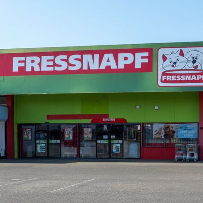 Mülheim-Kärlich, Germany - May 18, 2023:  entrance and facade of a Fressnapf store. Fressnapf is a German pet food chain.
