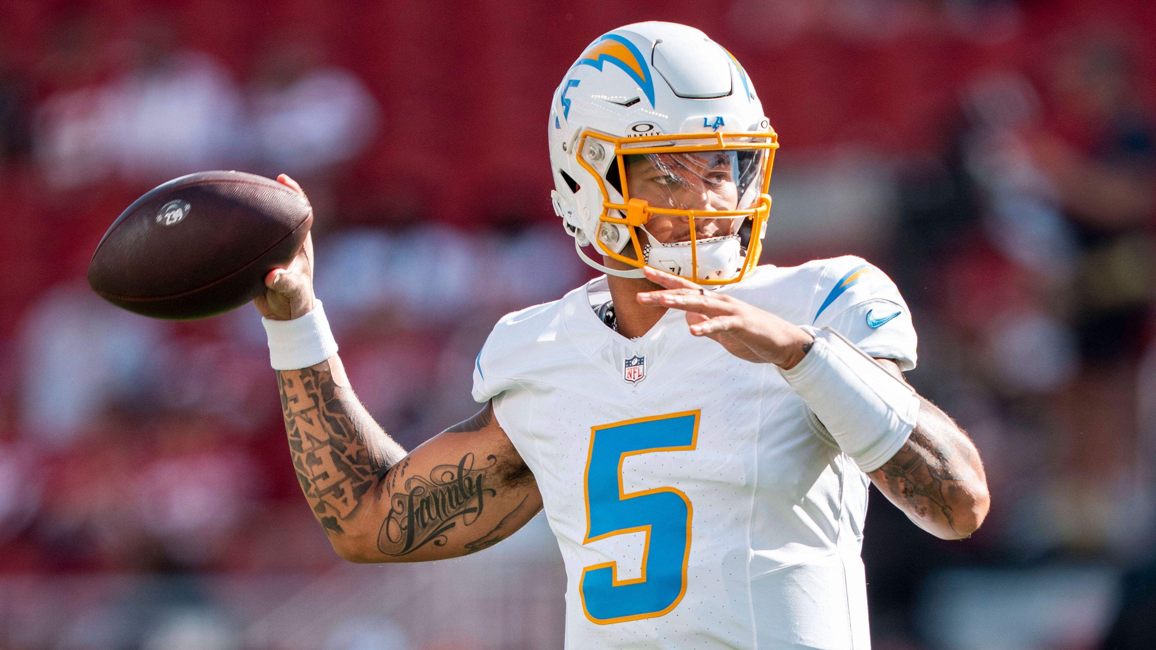 <strong>Trey Lance (Los Angeles Chargers)<br>Alter:</strong> 25<br><strong>Draftpick:</strong>&nbsp;3 im Jahr 2021<br><strong>Jahresgehalt 2025:</strong> bis zu 2,04 Millionen Dollar<br><strong>Beste Saison:</strong> 2021 bei den San Francisco 49ers mit 603 Passing Yards, 168 Rushing Yards, 6 Touchdowns (davon 1 Rushing Touchdown) und 2 Interceptions in 6 Spielen