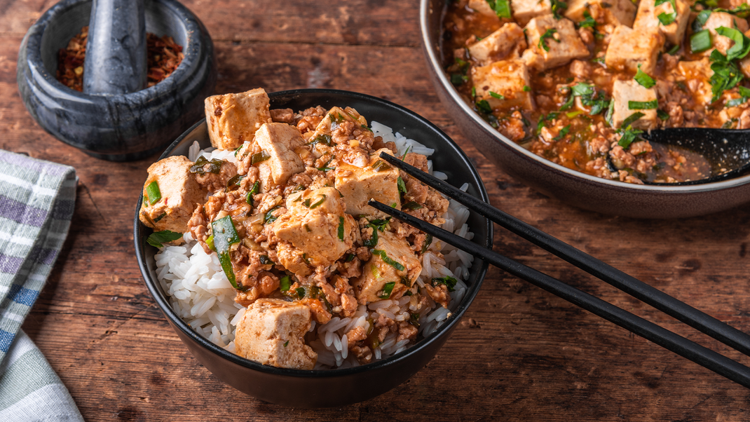 Super lecker und super einfach selbst zu machen: Mapo Tofu mit Szechuanpfeffer.