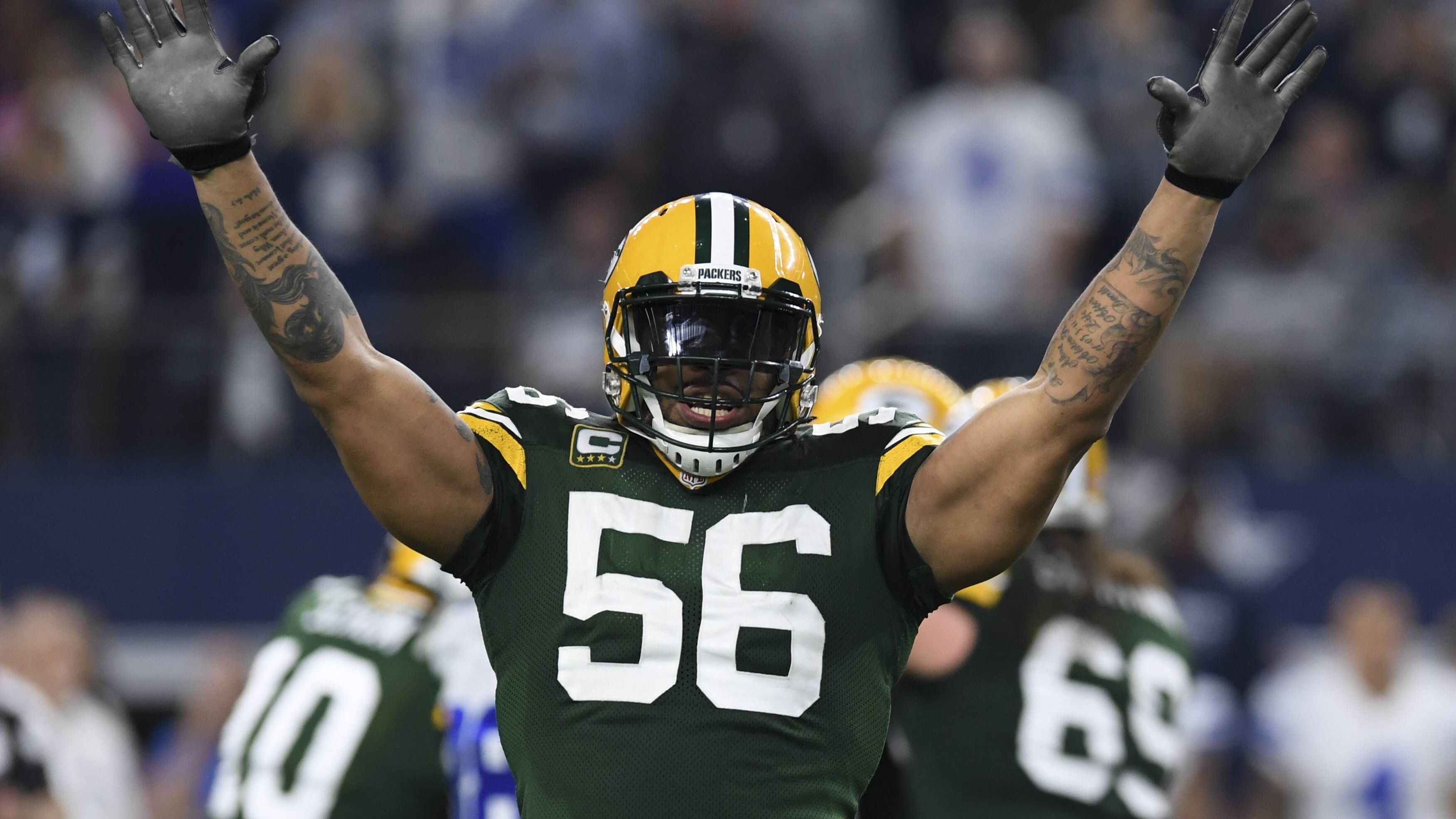 <strong>10. Julius Peppers zu den Green Bay Packers (2014)</strong><br>Peppers' Fähigkeit, den Quarterback unter Druck zu setzen, war ein großer Gewinn für die Packers' Defense.