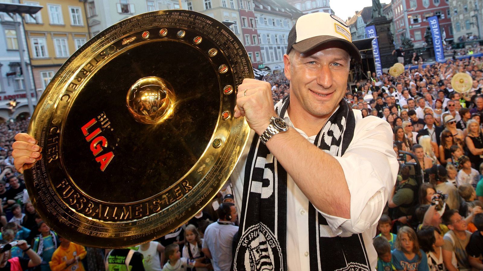 
                <strong>Franco Foda (Österreich)</strong><br>
                Meister im Ausland mit: Sturm Graz (2010/11)
              