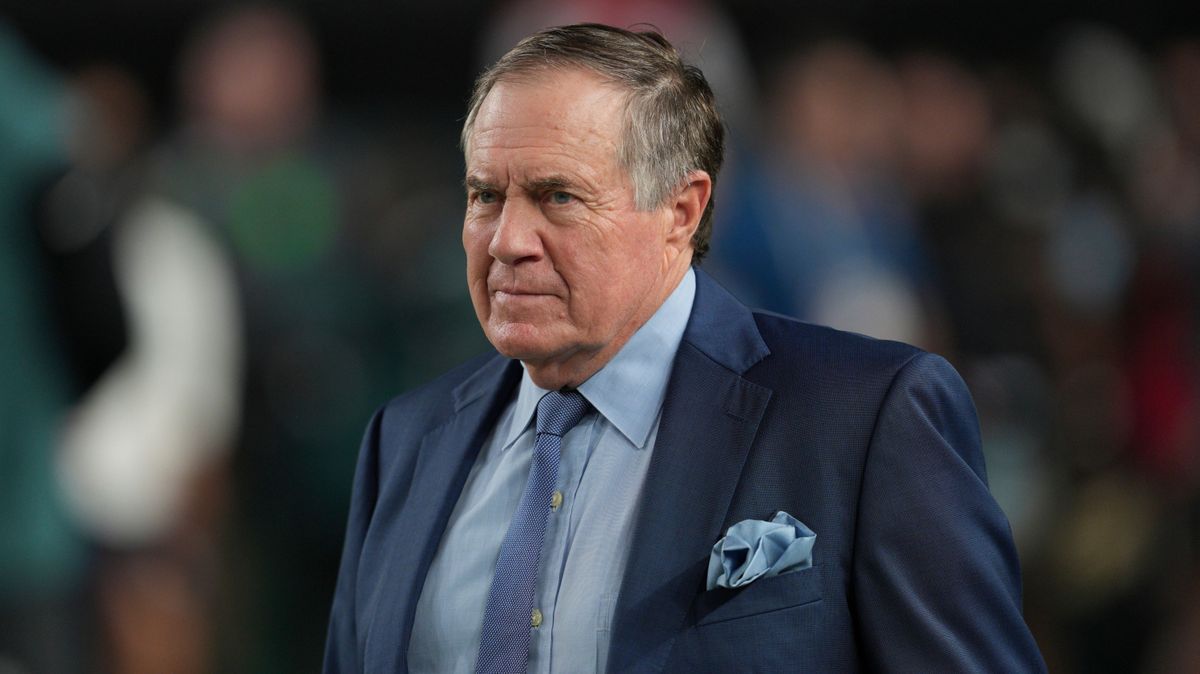 PHILADELPHIA, PA - SEPTEMBER 16: NFL, American Football Herren, USA analyst Bill Belichick looks on during the game between the Philadelphia Eagles and the Atlanta Falcons on September 15, 2024 at ...