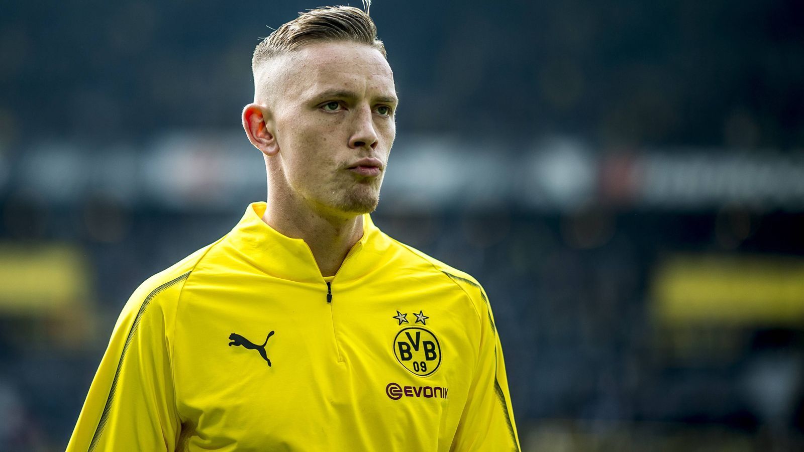 
                <strong>Marius Wolf (Borussia Dortmund)</strong><br>
                Kam in der Nachspielzeit, keine Bewertung
              