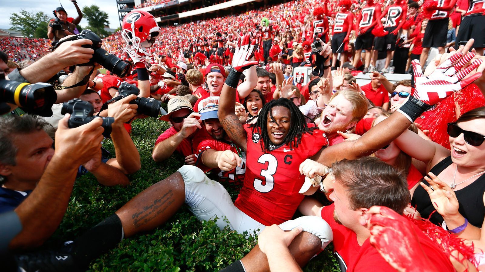 
                <strong>7. Georgia Bulldogs</strong><br>
                &#x2022; Erstrundenpicks: 19 <br>
              