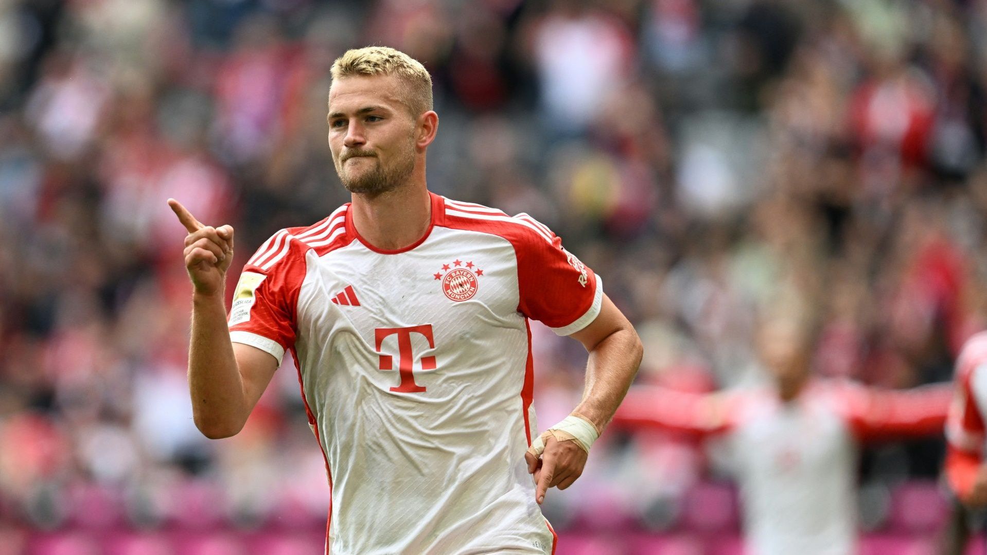 <strong>Platz 8 (geteilt): Matthijs de Ligt </strong><br>• Verein: FC Bayern München<br>• Marktwert: 65 Millionen Euro (vorher 70 Mio. Euro)