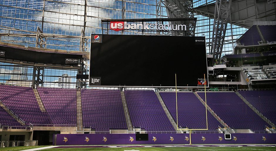 
                <strong>U.S. Bank Stadium 4</strong><br>
                …wie es 2018 der Fall sein wird. Dann wird nämlich das U.S. Bank Stadium Austragungsort der 52. Ausgabe des NFL-Endspiels sein.
              