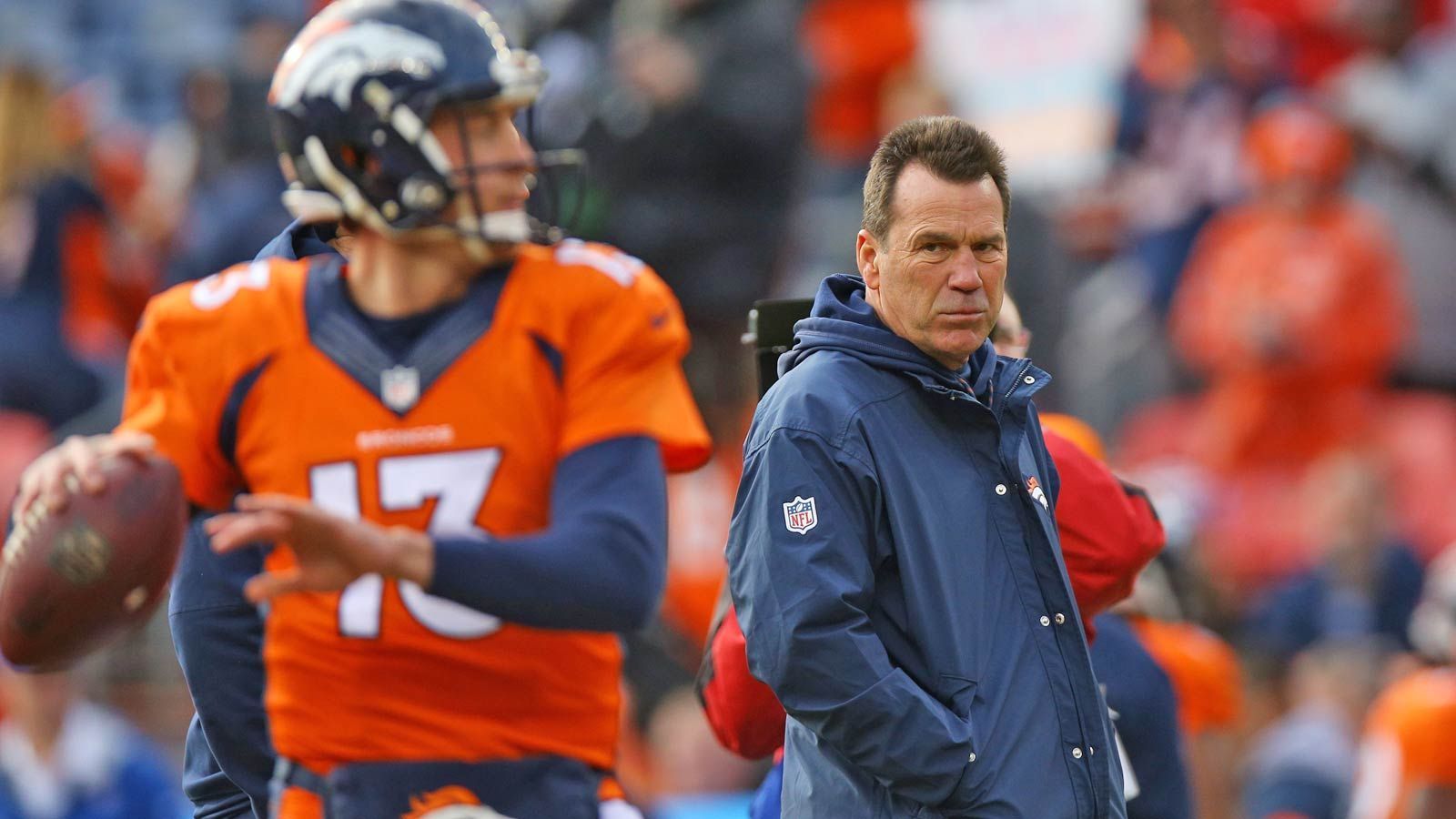 
                <strong>Gary Kubiak (Berater Denver Broncos)</strong><br>
                Schon länger halten sich die Gerüchte, dass Gary Kubiak wieder als Head Coach arbeiten möchte. Seine gesundheitlichen Probleme, die ihn zum Rücktritt als Head Coach bei den Broncos zwangen, scheinen also überwunden. Aktuell arbeitet er als Berater für sein altes Team, mit dem er 2016 noch den Super Bowl gewann.
              