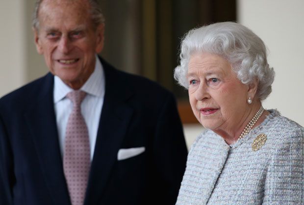 
                <strong>TV-Deal deutlich mehr wert als Vermögen der Queen</strong><br>
                God Save the Premier League: Der neue Deal ist 16 Mal so viel Wert, wie das gesamte Vermögen der britischen Königin Elizabeth II. 
              