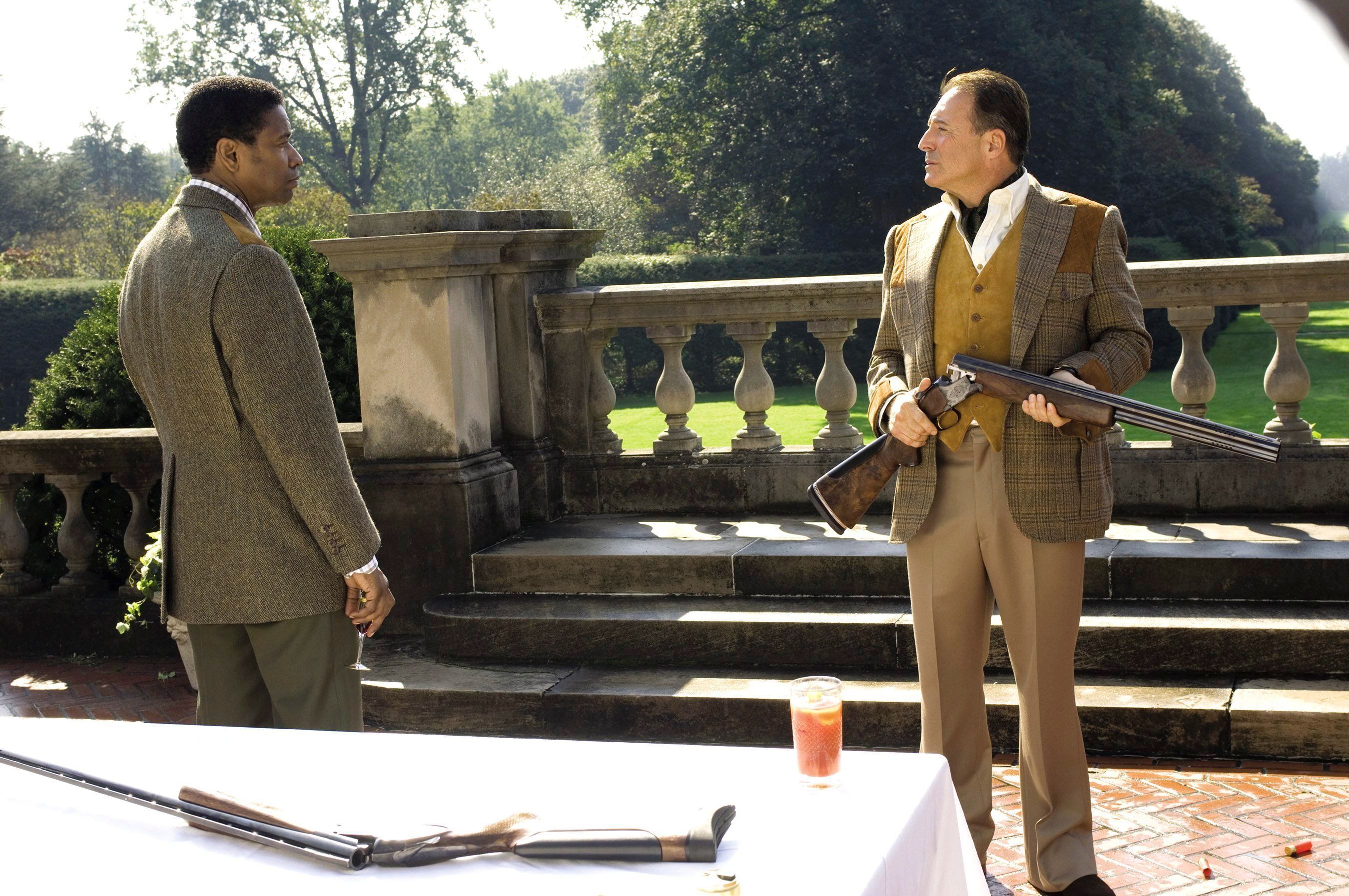 Schaue jetzt "American Gangster"
